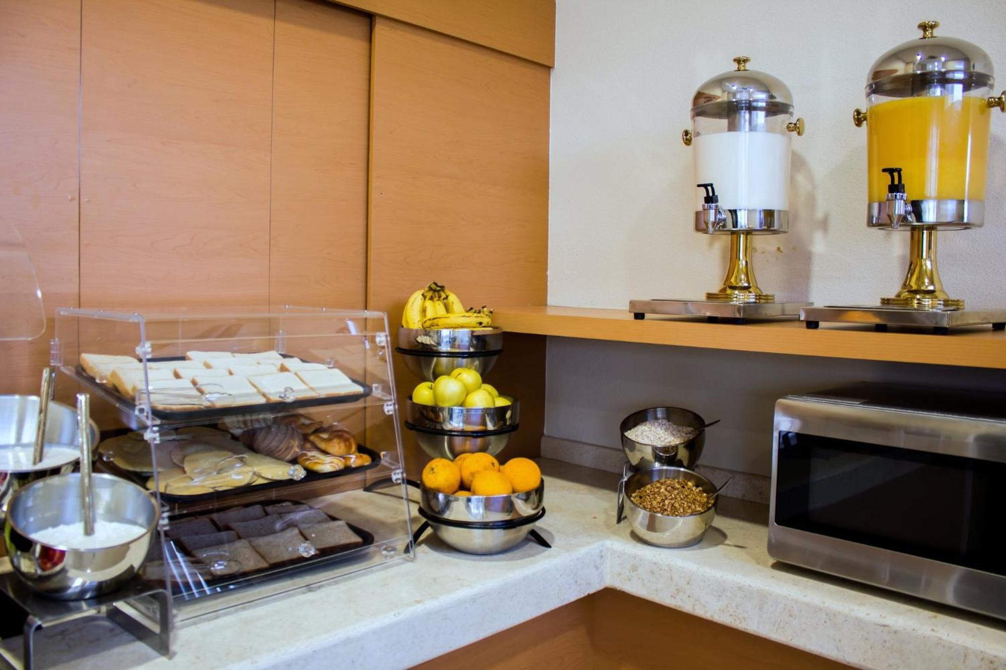 Holiday Inn Express Morelia Centro Historico Zewnętrze zdjęcie